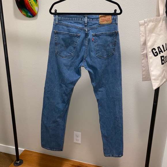 90s Vintage Levi’s 505 Relaxed Fit Jeans - Picture 2 of 5